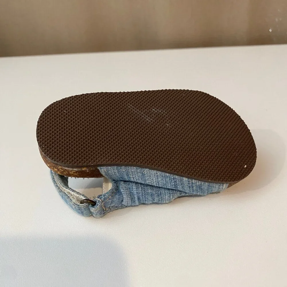 Baby Gap Okaida‎ Chambray Sandals Size 3–6M Denim Buckle Soft Sole